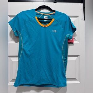 NWT The North Face Women's Size L Dry Blue Orange athletic shirt